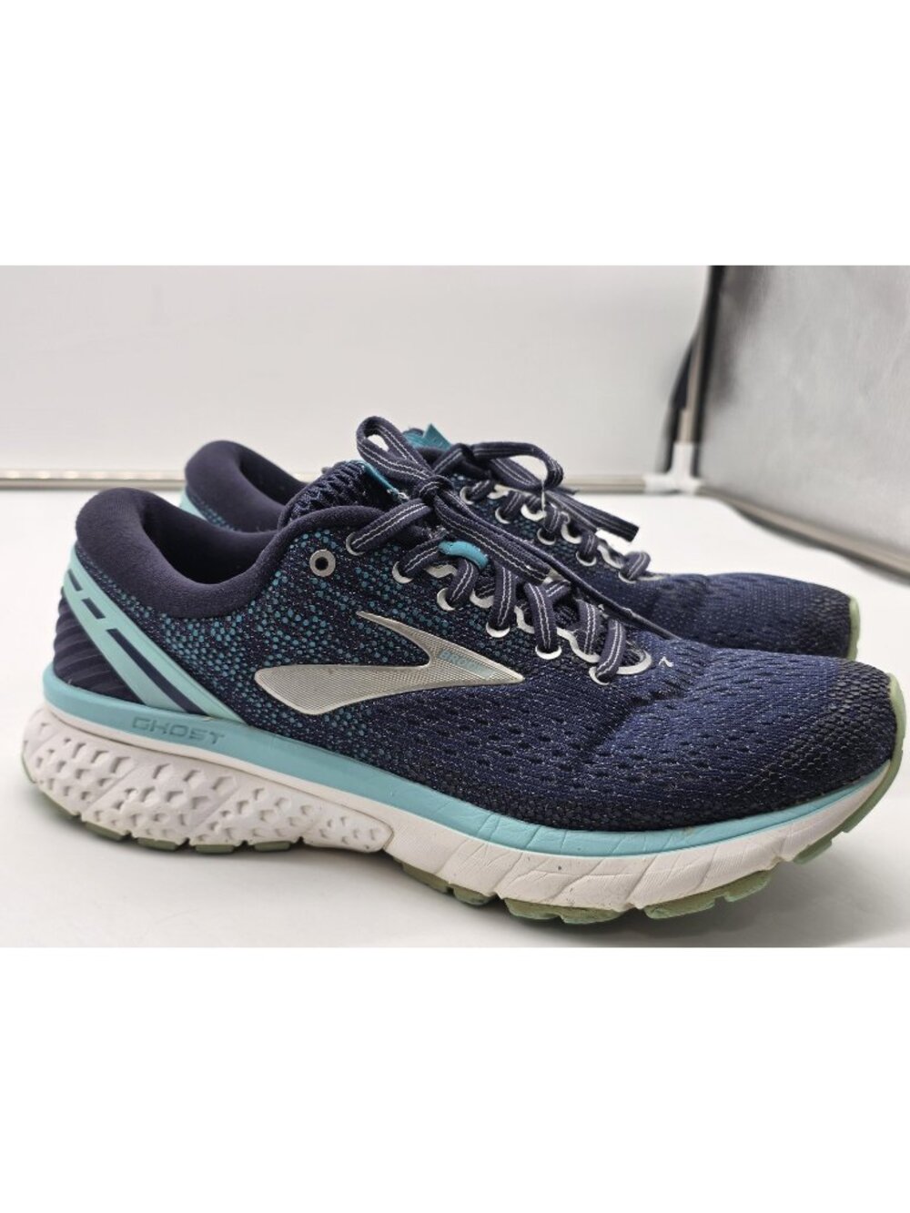 Brooks Ghost 11 Shoes Womens Size 7.5 Blue Running Sneakers Stained 1202771B493
